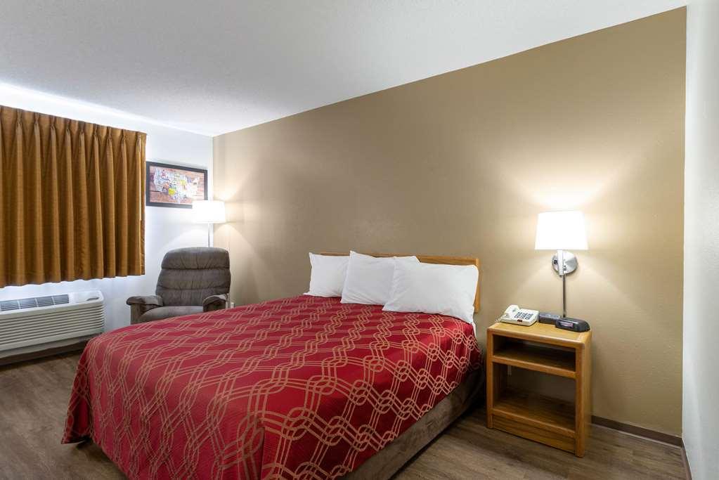 Econo Lodge Ortonville Room photo